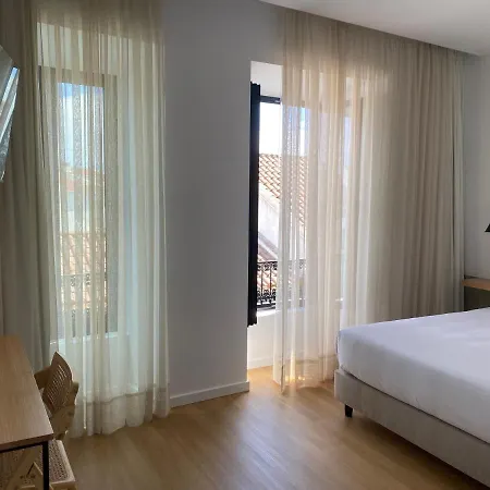 Olive Boutique Bed & Breakfast *